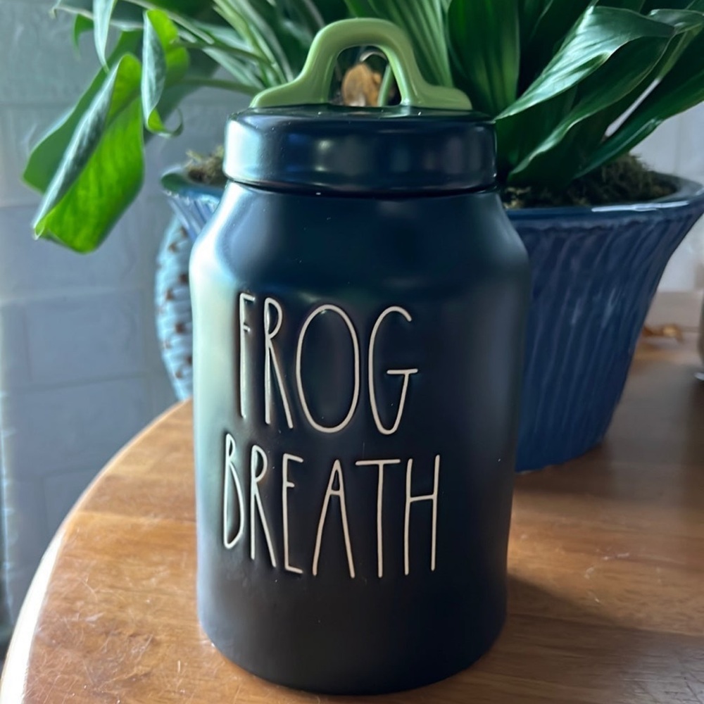 Rae Dunn Canister